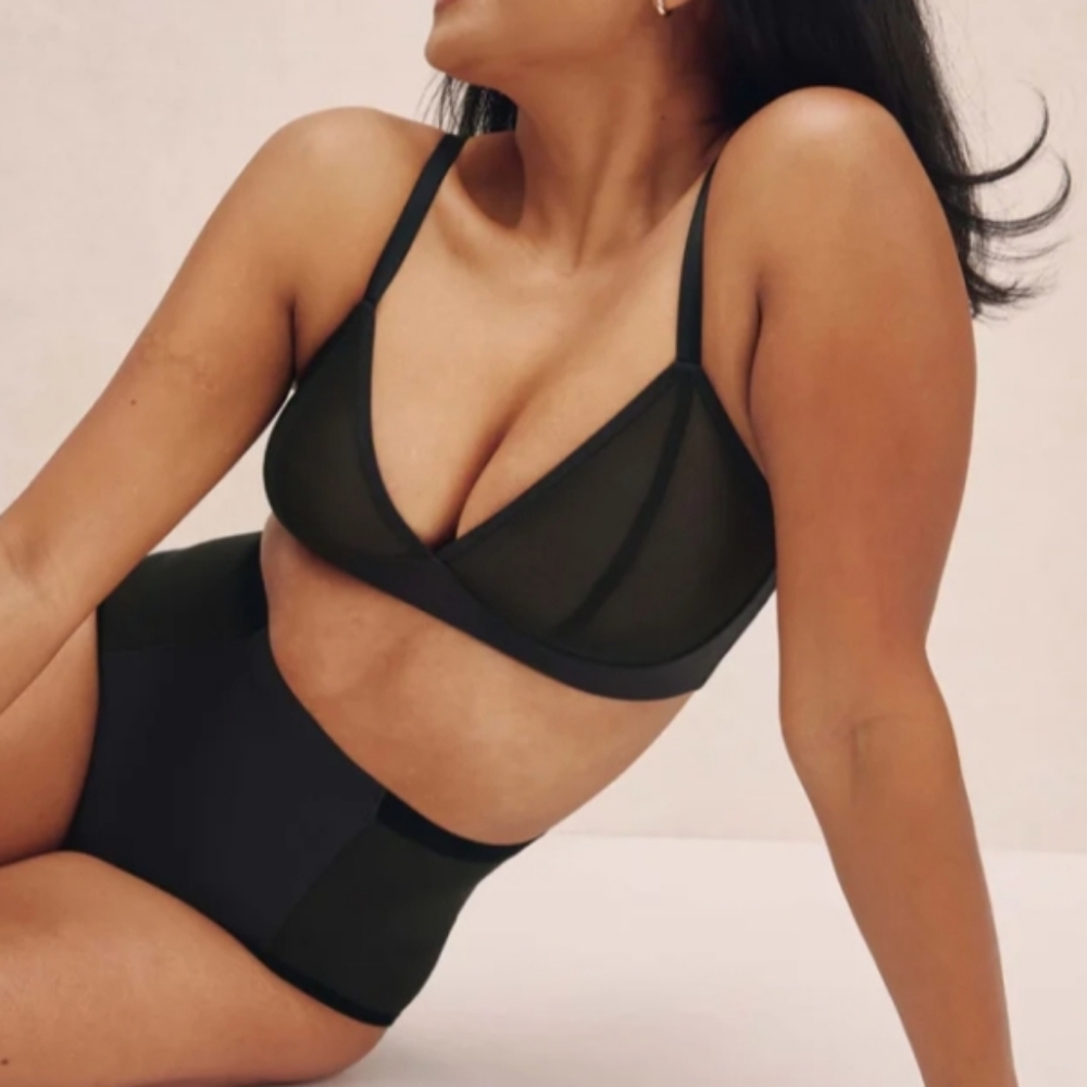 💜 KNIX Mesh Deep V Bra Black Large NWT - Picture 2 of 9